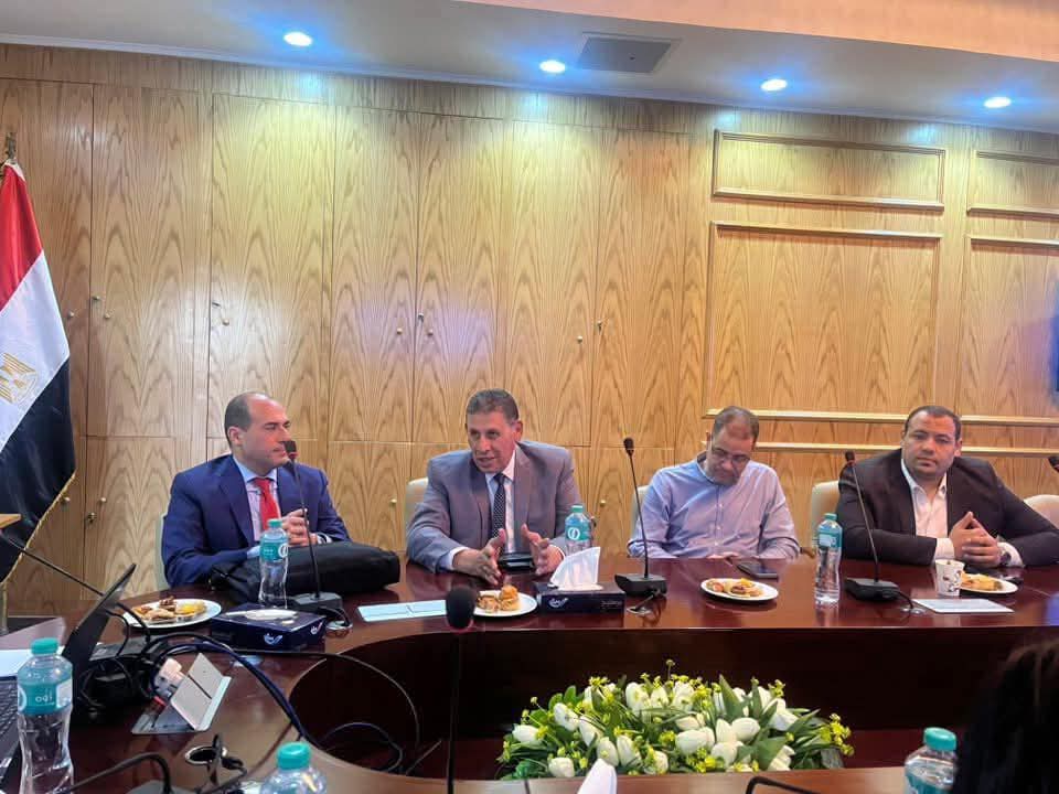FB IMG 1763058851502 عين شمس جامعة عين شمس تستضيف الدكتور أحمد كاسب لتعزيز التعاون الدولي في أبحاث سرطان الجهاز الهضمي موقع في الجامعة