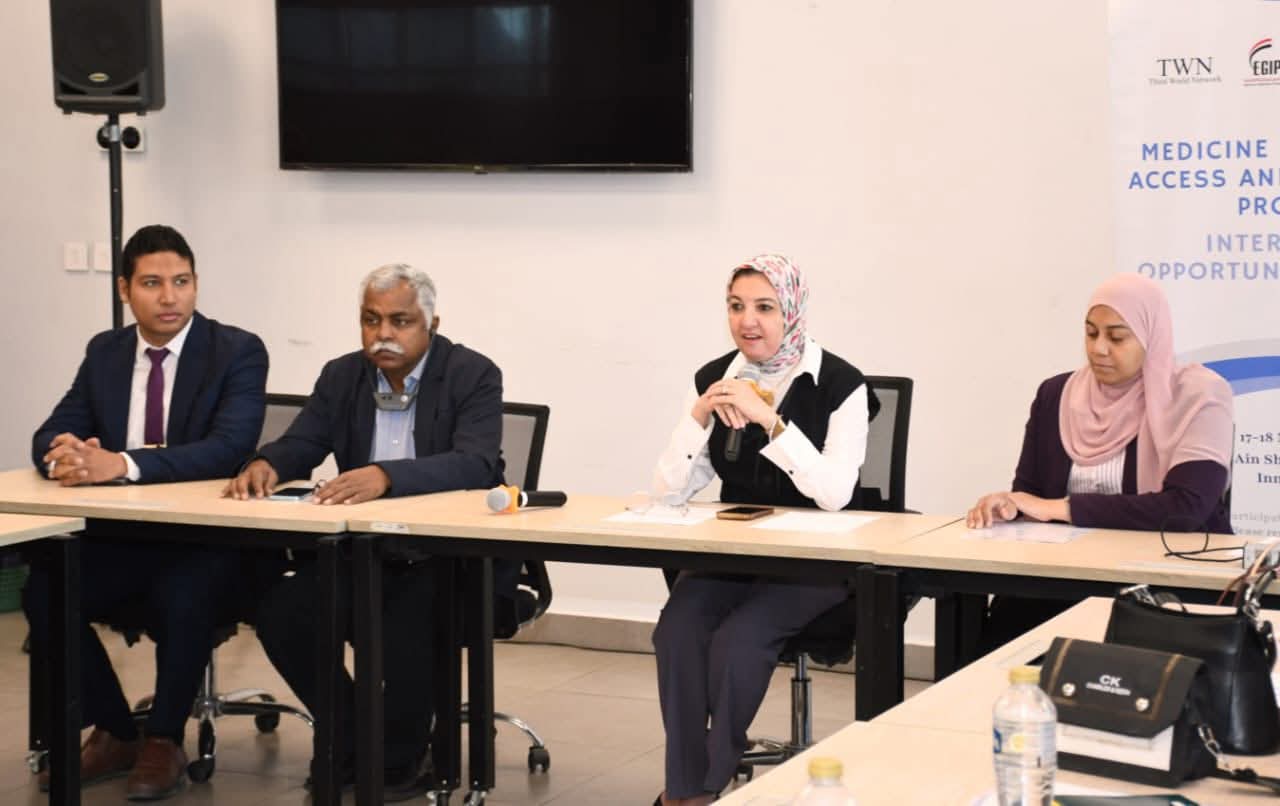 FB IMG 1763402430486 عين شمس "الملكية الفكرية وإتاحة الدواء".. ورشة عمل بمركز الإبتكار وريادة الأعمال بجامعة عين شمس موقع في الجامعة