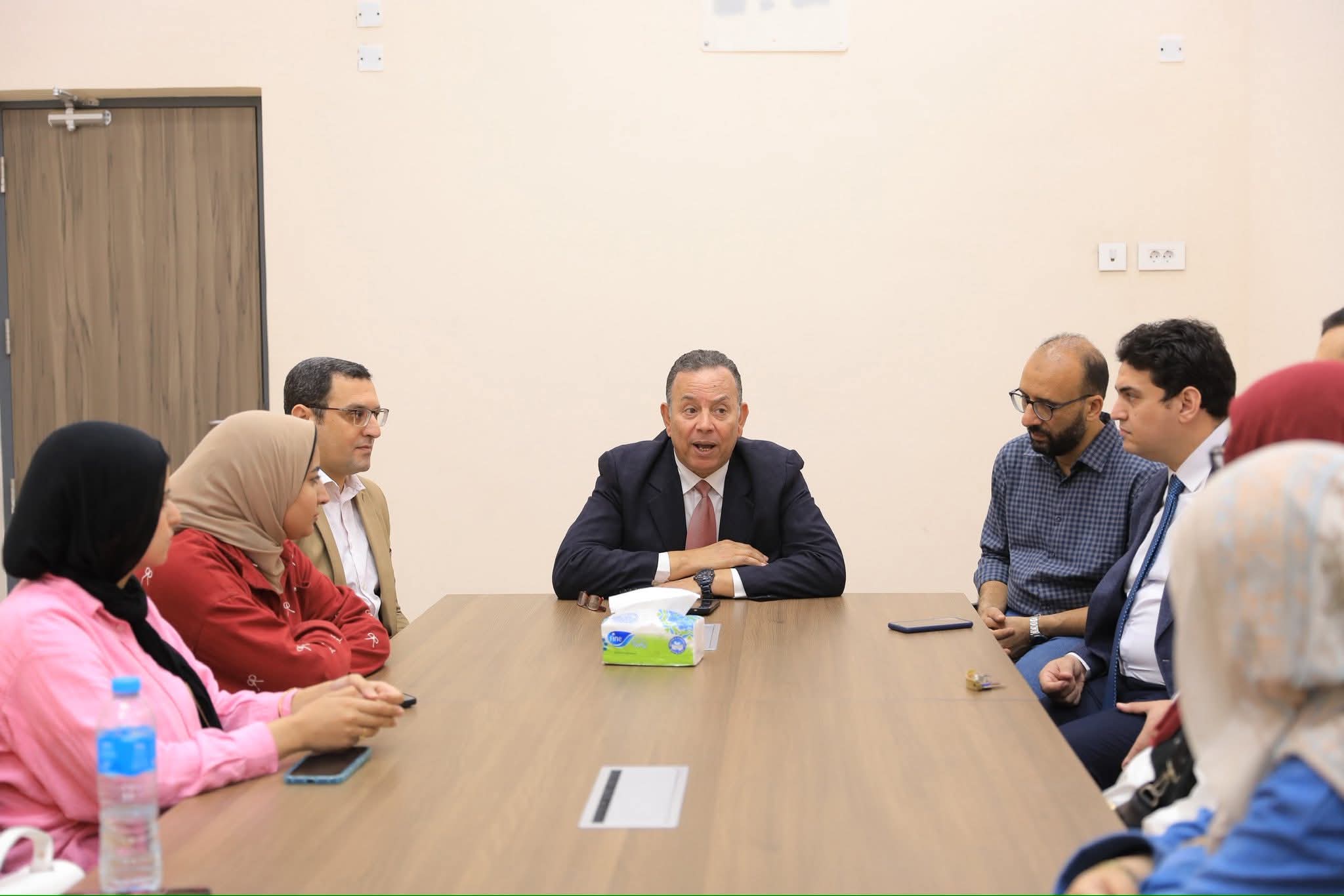 FB IMG 1763654828179 أوقاف رئيس جامعة المنصورة الجديدة يدعم شباب العلماء ويلتقي المرشحين لتعيينهم كأخصائي معامل بالكليات موقع في الجامعة