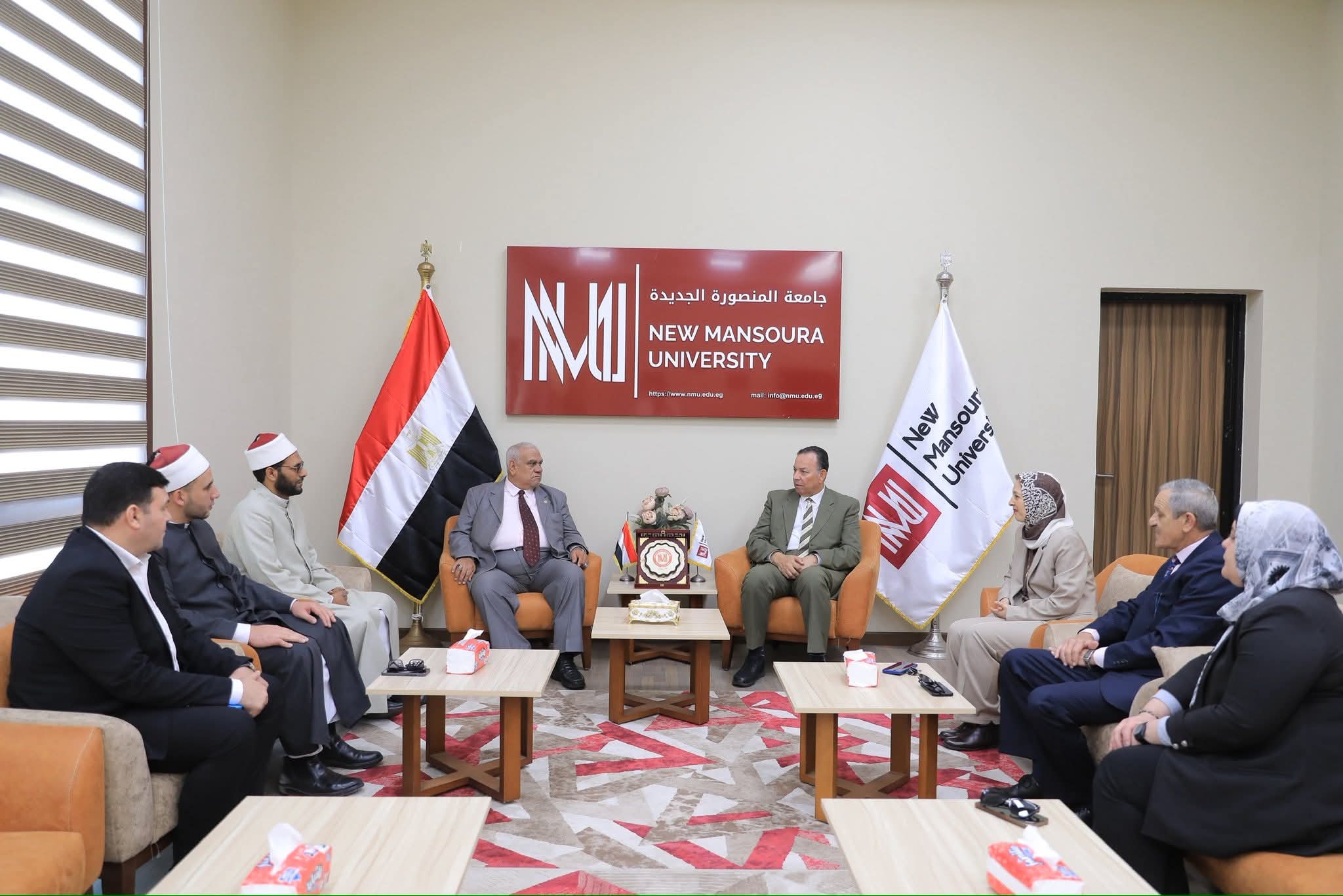 FB IMG 1764081894856 أمهات مصر جامعة المنصورة الجديدة تنظم ندوة توعوية حول الموقف الشرعي من القمار الإلكتروني لحماية الشباب والأسرة موقع في الجامعة