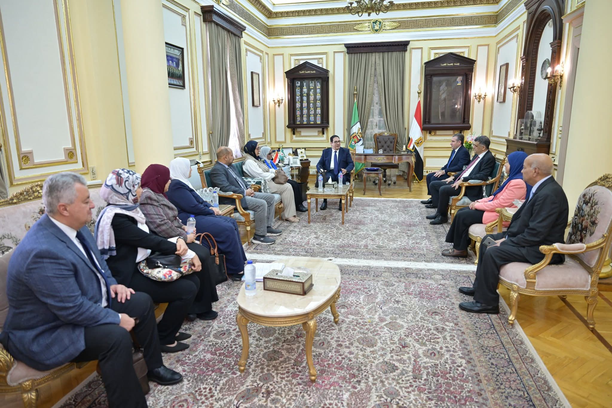 FB IMG 1764485888453 المعهد القومي للأورام رئيس جامعة القاهرة: دعم متكامل لاعتماد معهد الأورام وتعزيز مكانته محليًا ودوليًا موقع في الجامعة