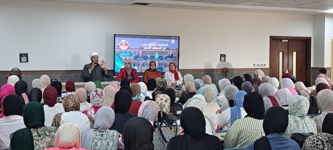 IMG 20251106 WA0062 1 الصعيدي ندوة توعوية بين الأزهر العالمي للفتوى وجامعة المنوفية الأهلية تحذر من مخاطر المراهنات الإلكترونية والإنترنت المظلم موقع في الجامعة