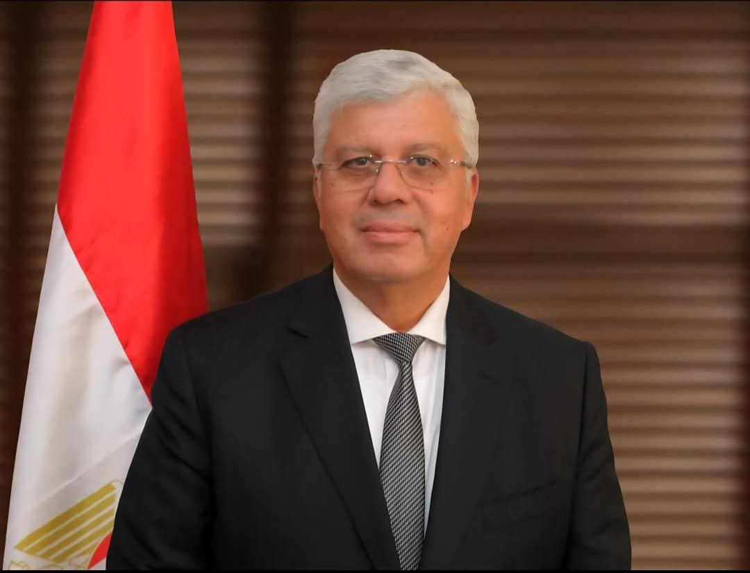 IMG 20251106 WA0100 جامعة جامعة القاهرة تهنئ وزارة التعليم العالي لحصولها على الاعتماد الدولي كـ"المنظمة الحكومية المبتكرة المعتمدة" موقع في الجامعة