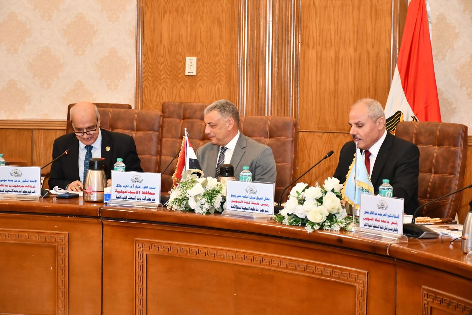 IMG 20251108 WA0019 جامعة الإسماعيلية الجديدة مجلس أمناء جامعة الإسماعيلية الجديدة يعتمد اللائحة الطبية ويستعرض خطط التطوير الأكاديمي موقع في الجامعة