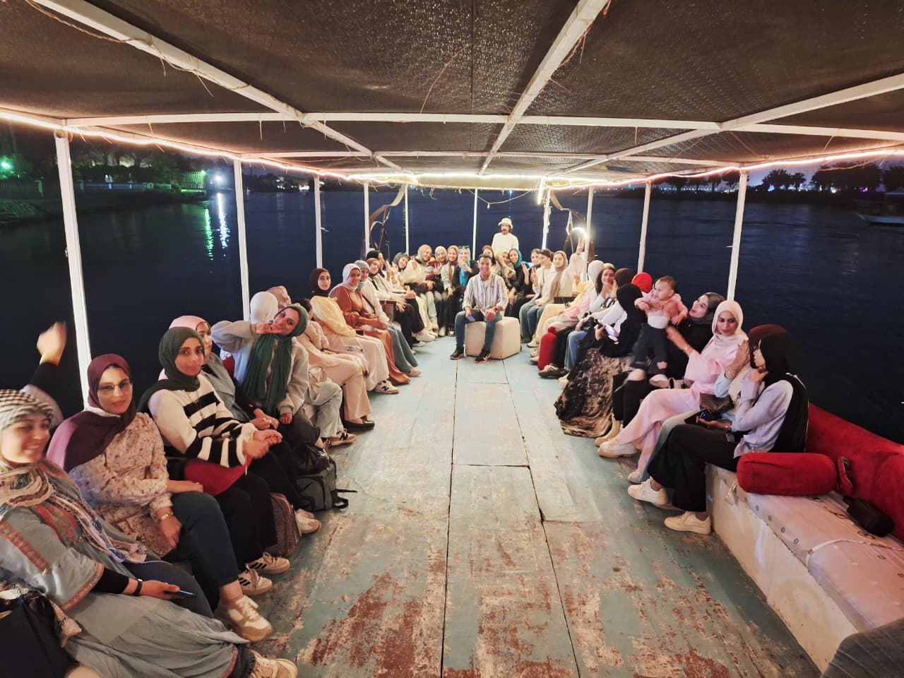 IMG 20251109 WA0003 1 كنوز جامعة مدينة السادات تنظم زيارة للمتحف المصري الكبير والأهرامات لتعزيز الوعي الأثري لدى الطلاب موقع في الجامعة