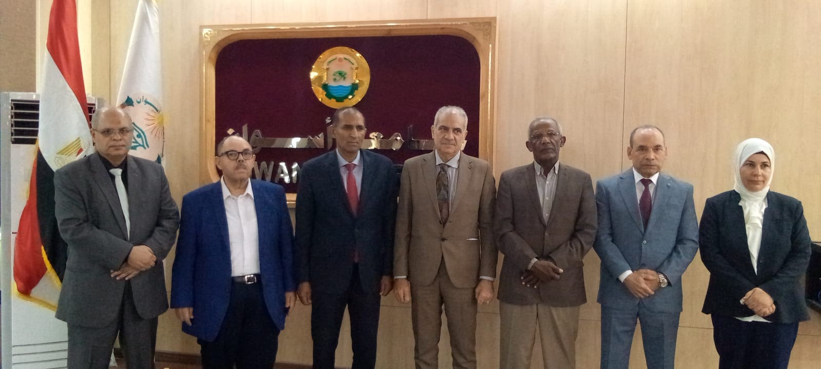 IMG 20251109 WA0084 مرتبات جامعة أسوان تعقد لجنة لاختيار عميد كلية تكنولوجيا المصايد والأسماك موقع في الجامعة