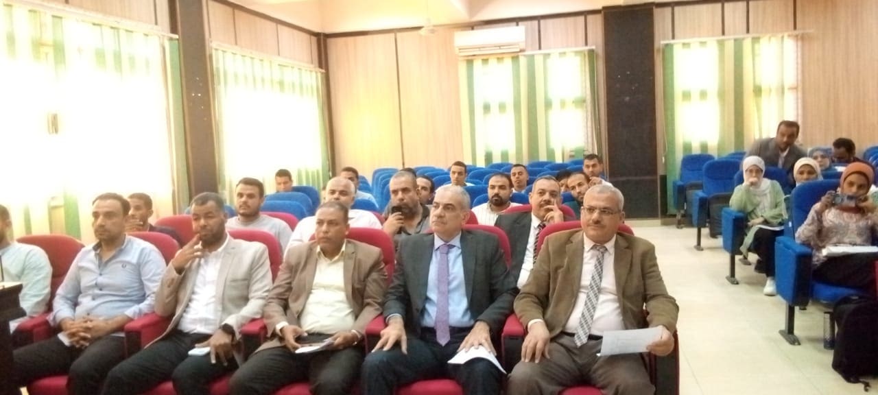 IMG 20251110 WA0065 جامعة أسوان جامعة أسوان تنظم ورشة عمل حول تمويل الاتحاد الأوروبي لدعم البحث العلمي والابتكار موقع في الجامعة