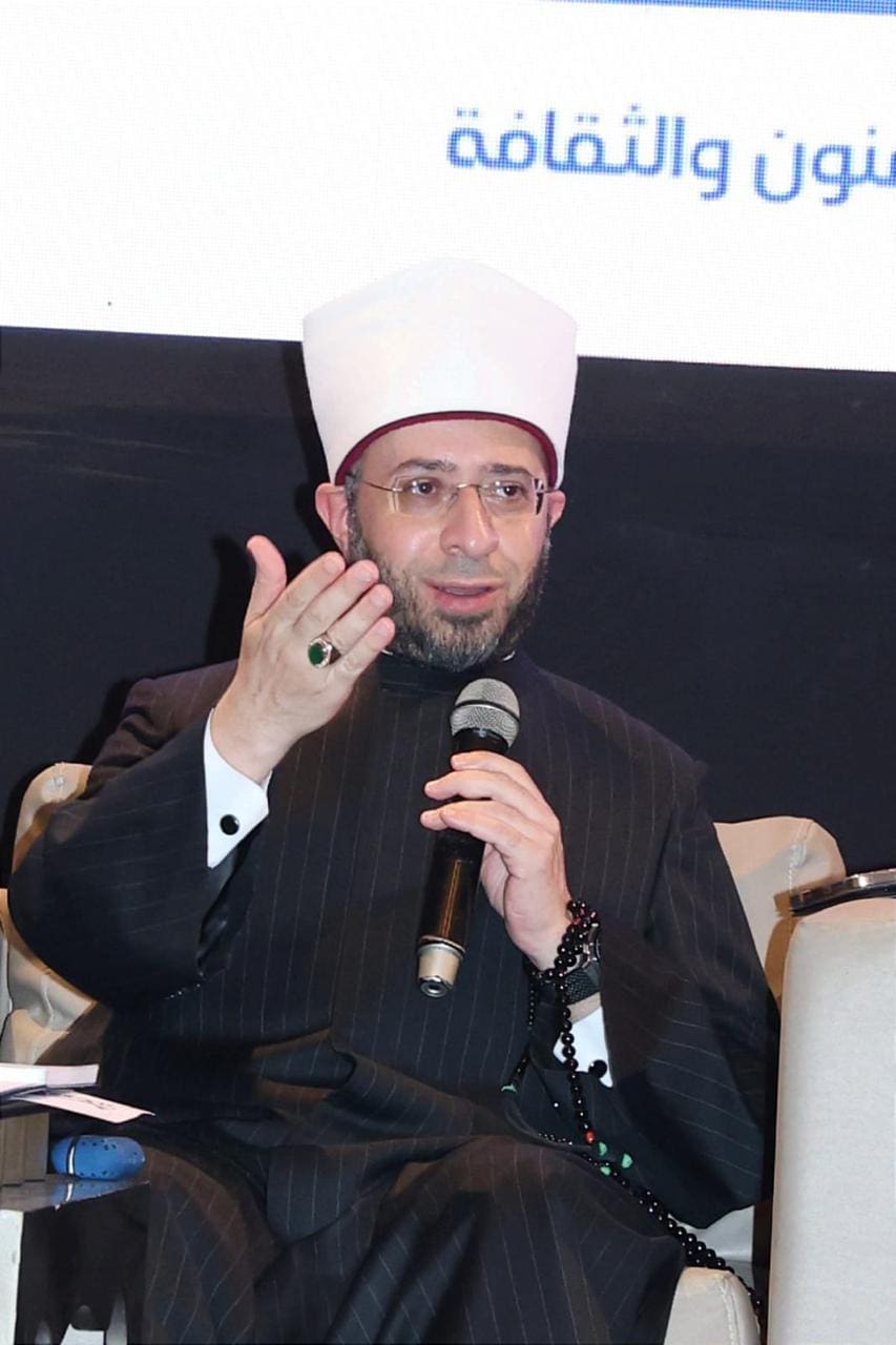 IMG 20251111 WA0030 الأعلى وزير الأوقاف من جامعة حلوان: "صحح مفاهيمك" مشروع وطني لبناء وعي جديد وحماية المجتمع موقع في الجامعة