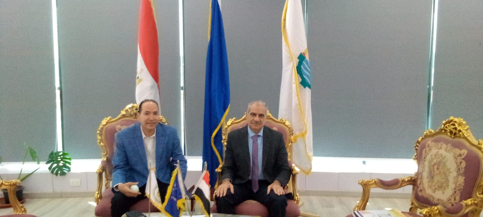 IMG 20251112 WA0111 جامعة أسوان جامعة أسوان تشارك في مؤتمر ومعرض "أسوان توشكى الزراعي 2025" لتعزيز الابتكار موقع في الجامعة