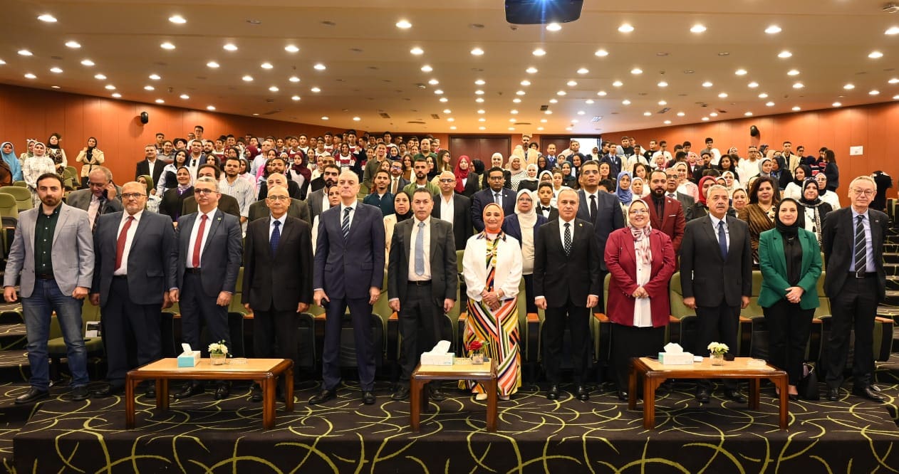IMG 20251113 WA0170 الأبحاث مدينة الأبحاث العلمية والتطبيقات التكنولوجية منارة لانطلاق التنمية المستدامة عبر التكنولوجيات البازغة موقع في الجامعة