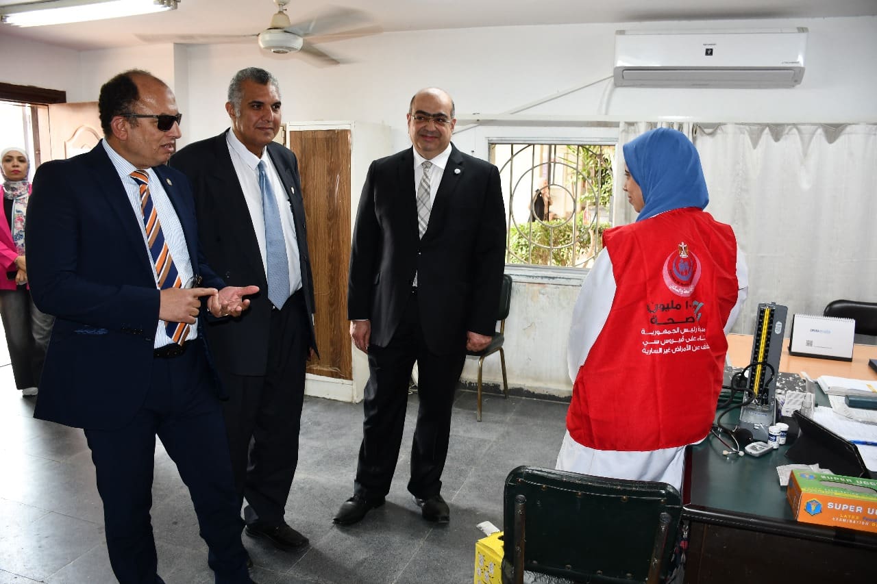 IMG 20251114 WA0046 مسابقة التميز العلمي لطب الأسنان جامعة حلوان تمد فعاليات حملة دعم صحة المرأة حتى 18 نوفمبر ضمن مبادرة "100 مليون صحة" موقع في الجامعة