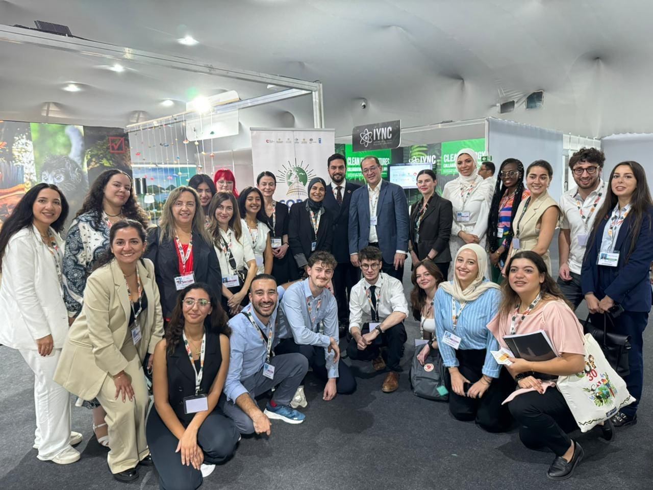 IMG 20251117 WA0007 جامعة القاهرة الجامعة البريطانية تفتتح مشاركتها في COP30 بجلسة وزارية لتمويل المناخ ويشارك فيها الطلاب بفاعلية موقع في الجامعة