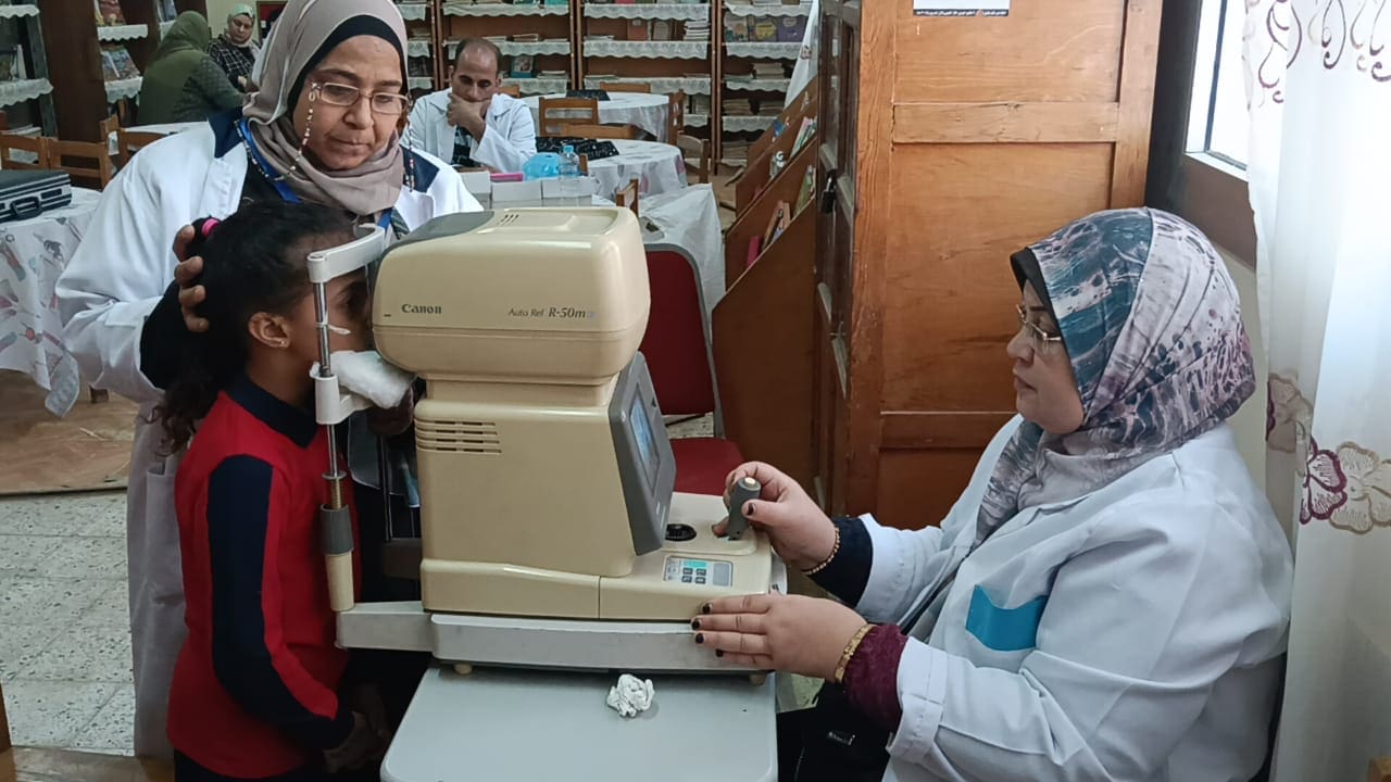 IMG 20251117 WA0469 جامعة بنها جامعة بنها تواصل فعاليات مبادرة " من أجل قلوب أطفالنا " بكفر شكر موقع في الجامعة