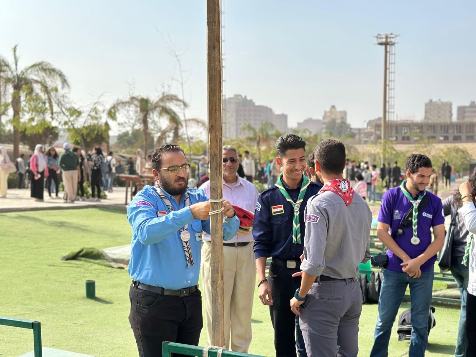 IMG 20251119 WA0016 جامعة حلوان جامعة حلوان تنظم المعسكر الكشفي السنوي لتعزيز المهارات القيادية لدى الطلاب موقع في الجامعة