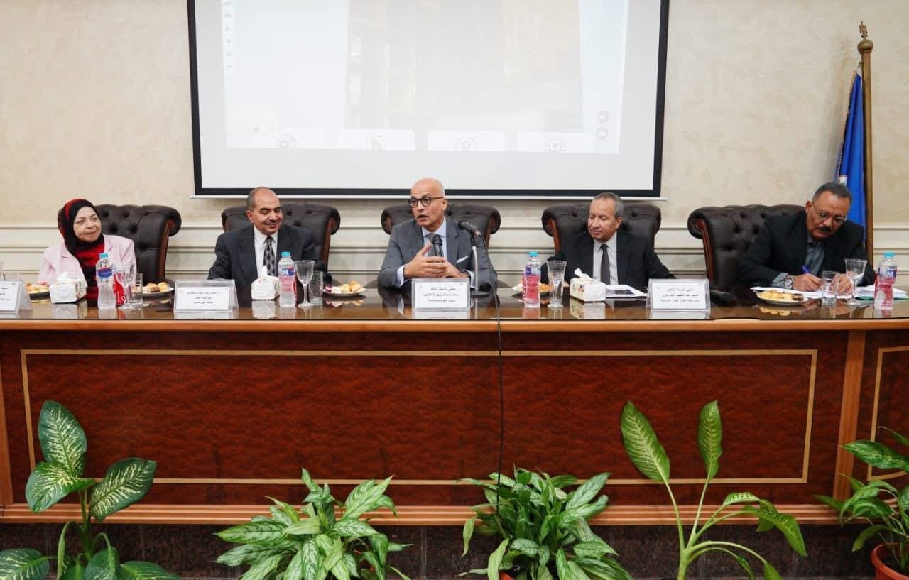 IMG 20251119 WA0217 جامعة عين شمس جامعة عين شمس تستقبل لجنة قطاع العلوم الأساسية بالتزامن مع احتفال كلية العلوم باليوبيل الماسي موقع في الجامعة