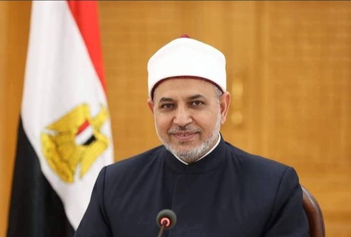 IMG 20251121 WA0050 الدكتور الدكتور سلامة داود يوضح بلاغة النبي ﷺ في تحريم الصيد والشجر والخلاء في مكة والمدينة موقع في الجامعة