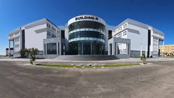 IMG 20251127 WA0045 جامعة سيناء إنجاز جديد يعكس التميز المؤسسي.. حصول كلية الصيدلة جامعة سيناء على اعتماد الجودة موقع في الجامعة