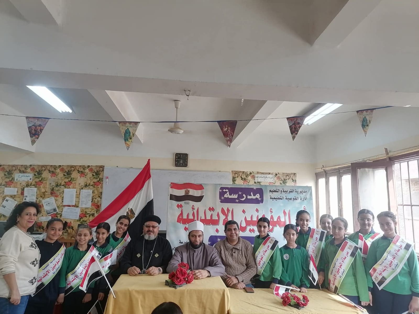 IMG 20251127 WA0052 محمود أوقاف أسيوط تجمع الأزهر والكنيسة في ندوة تثقيفية عن "حق الجار" ضمن مبادرة صحح مفاهيمك موقع في الجامعة