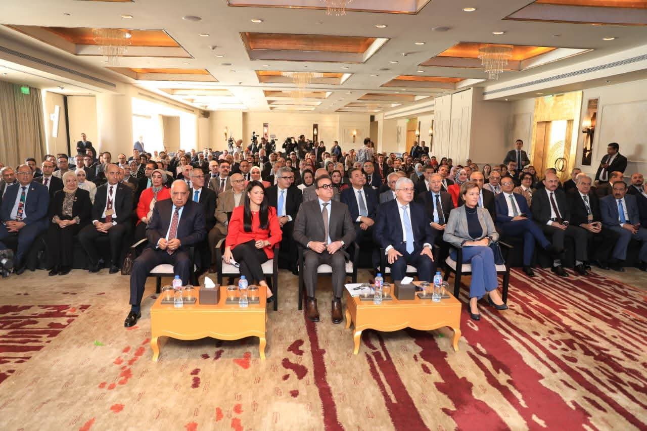 IMG 20251130 WA0013 جامعة العاصمة رئيس جامعة حلوان يشارك في إطلاق أسبوع البحث والابتكار بين مصر والاتحاد الأوروبي موقع في الجامعة