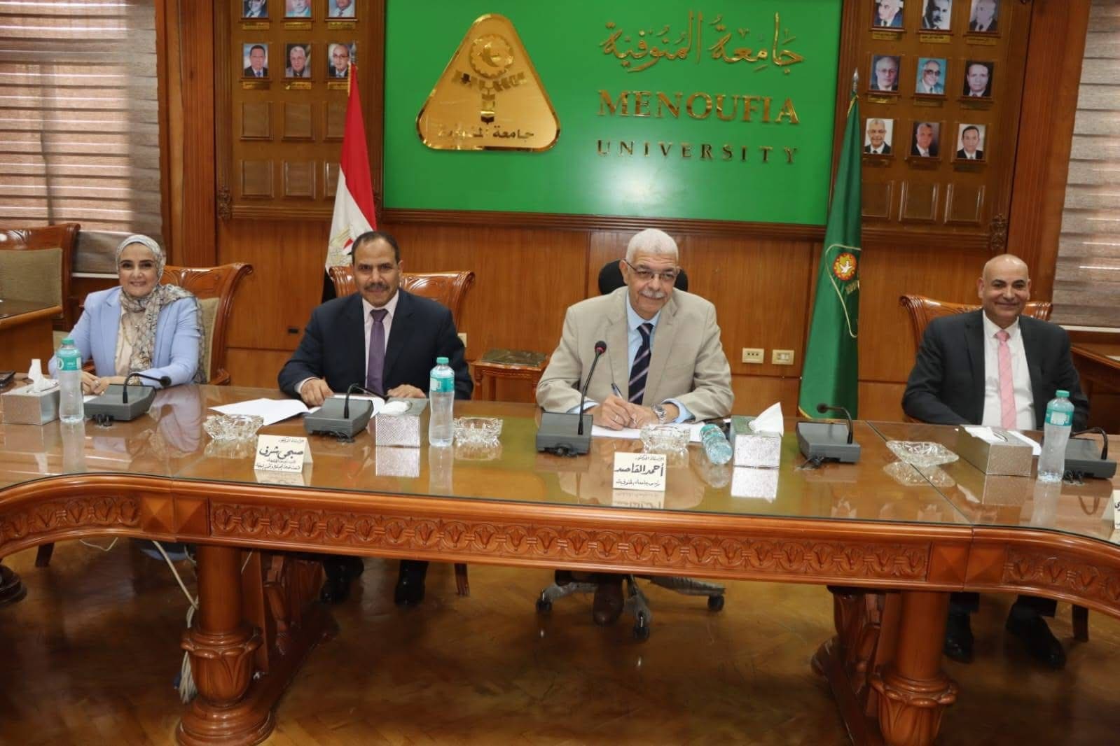 IMG 4147 جامعة كفر الشيخ رئيس جامعة المنوفية يكلف مركز الاستشارات الهندسية بعمل تصميم لمبنى الجامعة التكنولوجية موقع في الجامعة