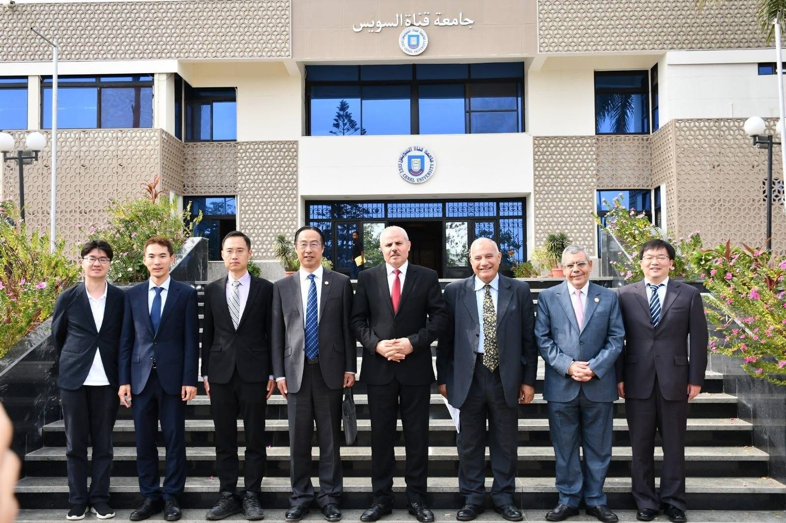 IMG 4861 بكين جامعتا بكين وقناة السويس تعززان التعاون العلمي والثقافي موقع في الجامعة