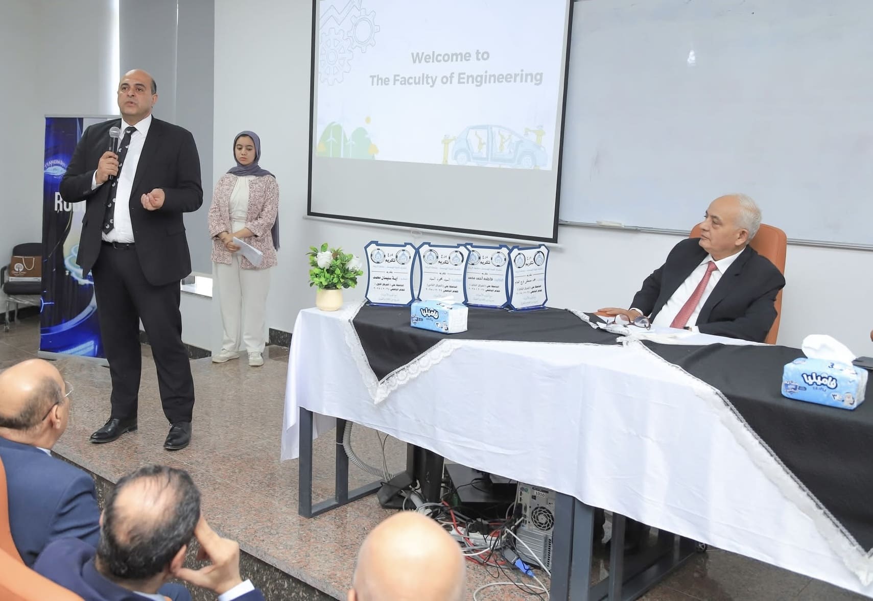 IMG 4992 الريادة هندسة الريادة للعلوم والتكنولوجيا تكرم الطلاب المتفوقين موقع في الجامعة