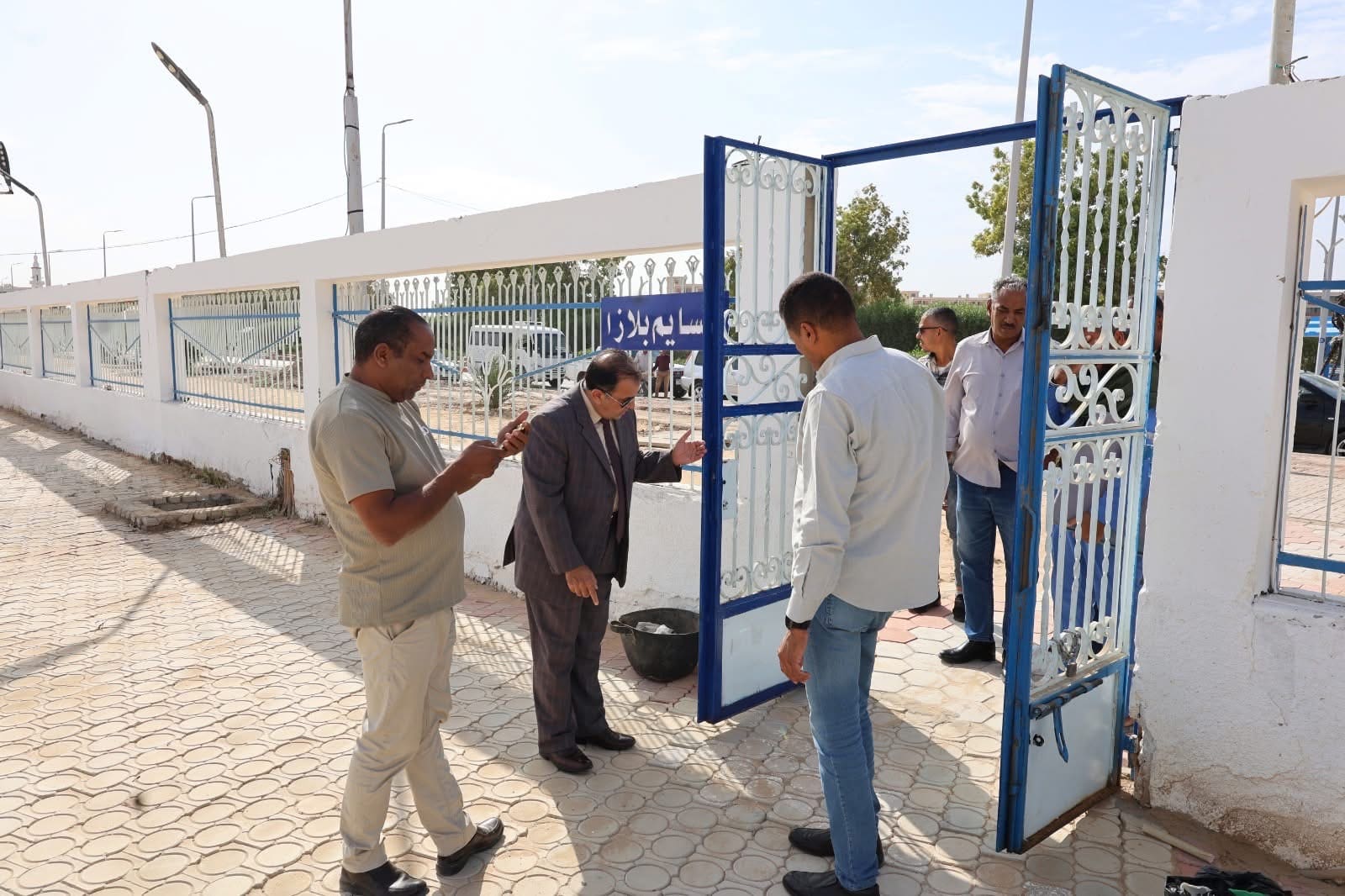 IMG 5764 جامعة قنا رئيس جامعة قنا يتفقد عددًا من المشروعات التطويرية داخل الجامعة موقع في الجامعة