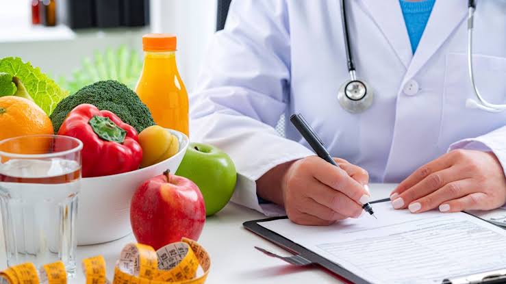 IMG 5910 جامعة سيناء الأعلى للجامعات يحسم الجدل ويقصر تخصص التغذية العلاجية على القطاع الصحي موقع في الجامعة