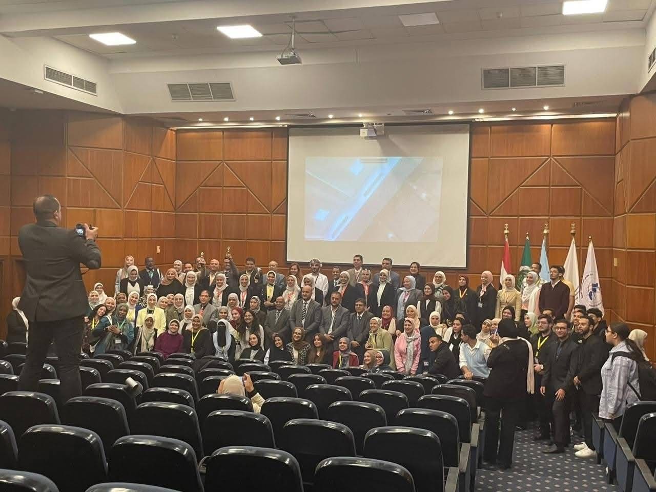IMG 5996 هندسة هندسة شبرا تفوز بالمركز الأول في مسابقة الابتكار الحيوي العربي 2025 موقع في الجامعة