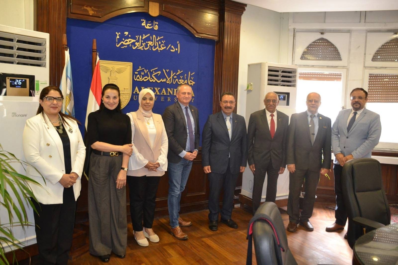 IMG 6005 الإسكندرية جامعة الإسكندرية تبحث توسيع شراكتها مع ووترلو الكندية في التعليم والبحث العلمي موقع في الجامعة