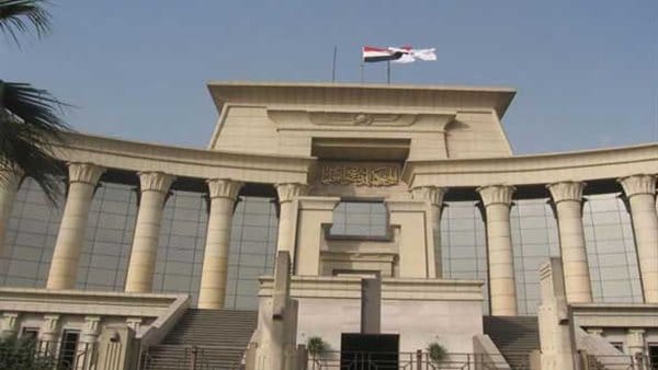 IMG 6028 الإدارية لماذا ألغت الإدارية العليا شهادات البكالوريوس والليسانس المهني نهائيًا؟| اعرف السبب موقع في الجامعة
