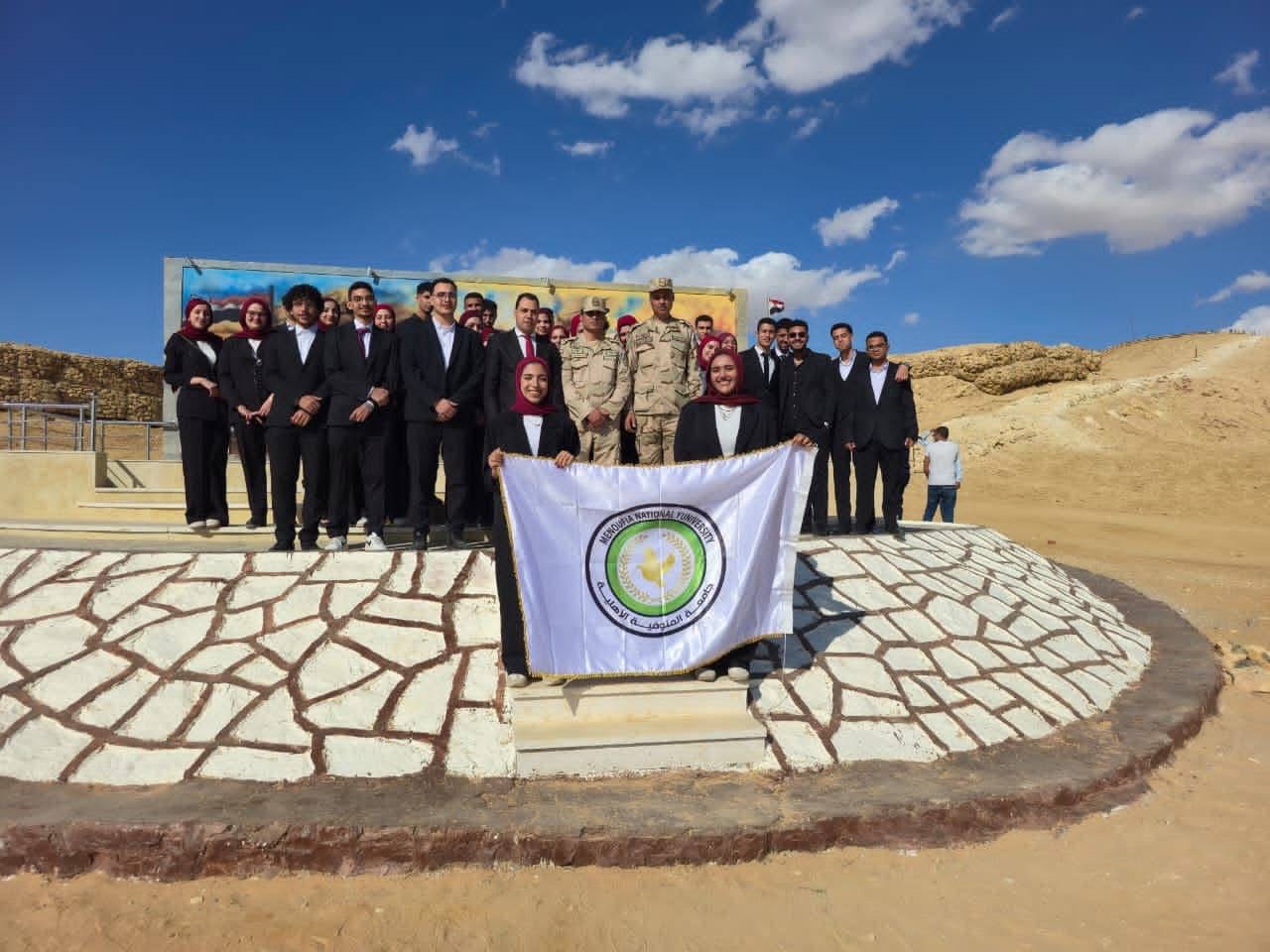 IMG 6066 كرة طلاب جامعة المنوفية الأهلية في زيارة ميدانية لقيادة الجيش الثالث الميداني موقع في الجامعة