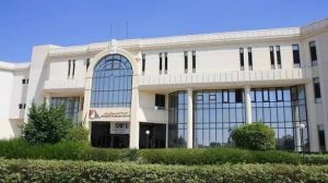 كليه الإدارة ونظم المعلومات 