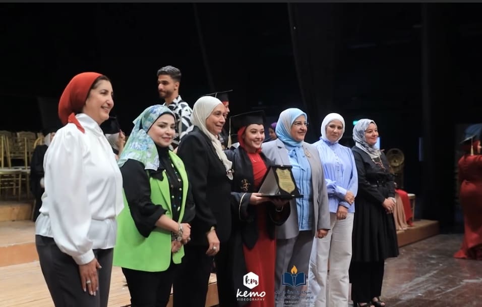 Screenshot 2025 11 06 20 50 01 23 حلوان جامعة حلوان تحتفي بخريجات كلية علوم الرياضة للبنات في لوحة من الإبداع والطاقة موقع في الجامعة