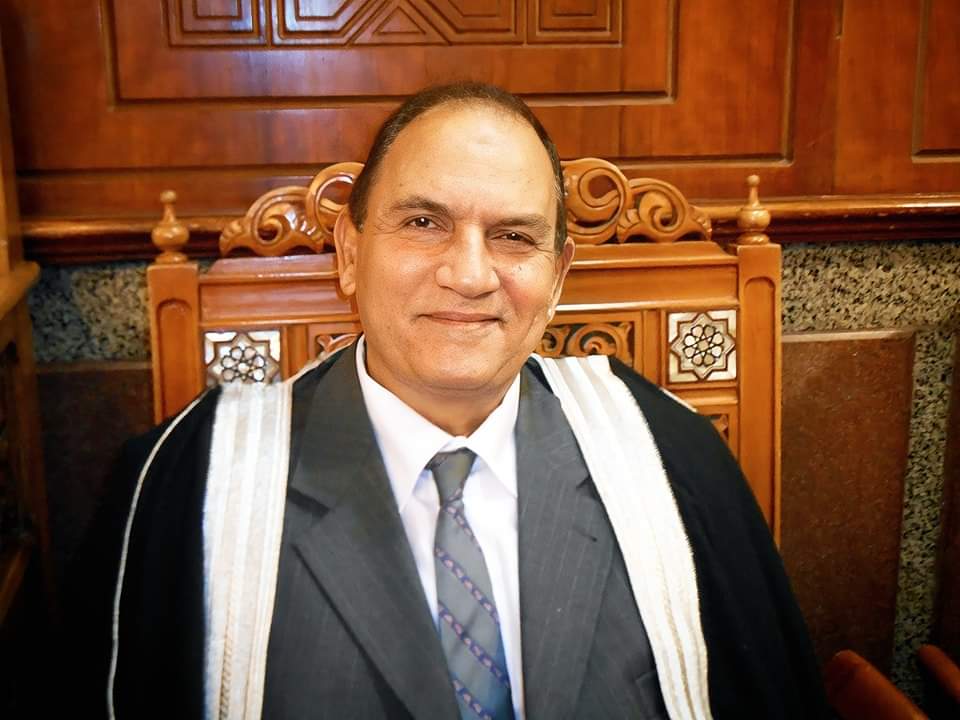 10010444844 مواجهة ملك القراء.. دولة التلاوة تكرم الشيخ الدكتور أحمد نعينع موقع في الجامعة