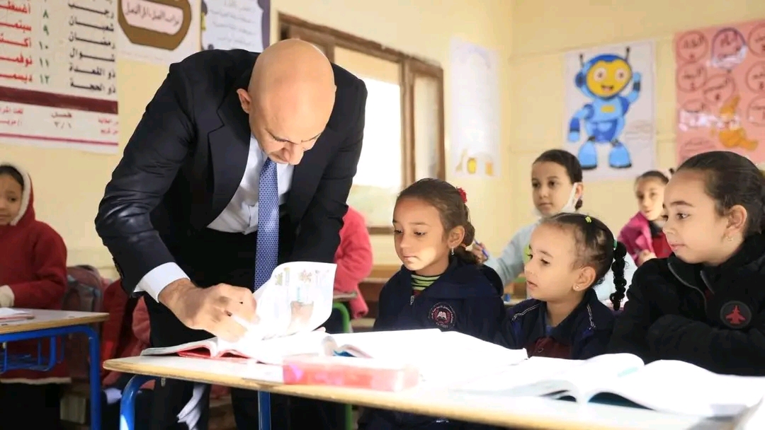 1764583696479 الجيزة جولة موسعة لوزير التعليم بمدارس الجيزة لمتابعة الانضباط ورفع كفاءة البيئة التعليمية موقع في الجامعة