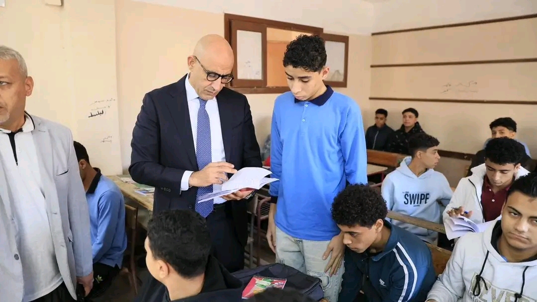 1764586714987 العالي حوار مفتوح مع طلاب الثانوية بالقاهرة.. وزير التعليم يشرح نظام البكالوريا المصرية وأهمية الذكاء الاصطناعي موقع في الجامعة