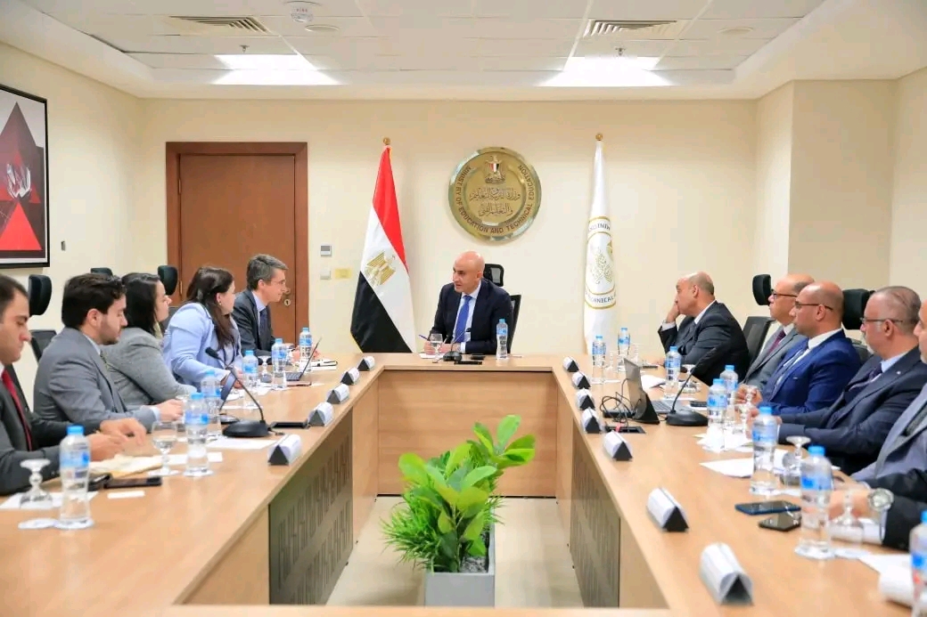 1764666036865 القومي وزير التعليم: البرنامج القومي للقراءة والكتابة يستهدف نصف مليون طالب في عشر محافظات موقع في الجامعة