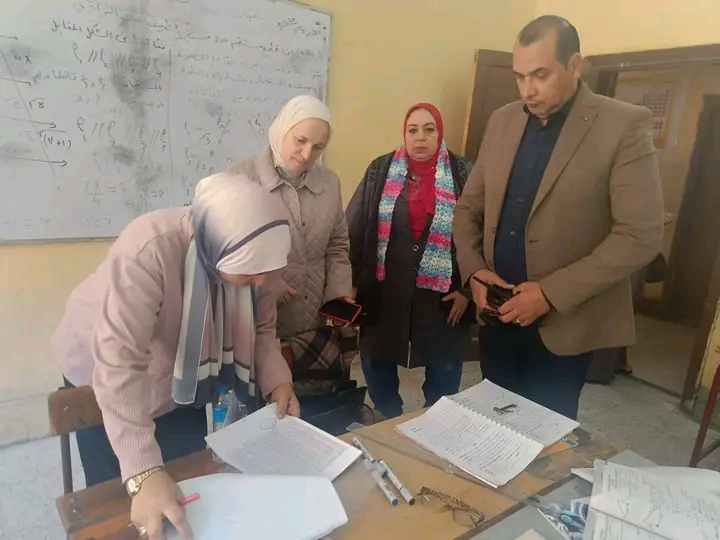 1764788887839 تعليم القاهرة مدير تعليم القاهرة: لا تهاون في الانضباط والصيانة.. وحق كل طالب في مدرسة آمنة موقع في الجامعة