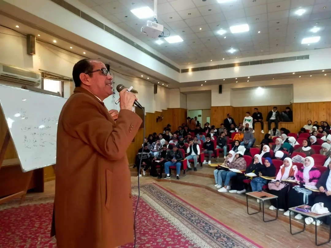 1765794422851 الجيزة انطلاق القوافل التعليمية المجانية للشهادتين الإعدادية والثانوية العامة موقع في الجامعة