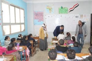 خلال جولة بمنشأة القناطر.. وكيل تعليم الجيزة يوجّه بإعادة قيد طلاب مفصولين بسبب الغياب وفقًا للقانون 3 خلال جولة بمنشأة القناطر.. وكيل تعليم الجيزة يوجّه بإعادة قيد طلاب مفصولين بسبب الغياب وفقًا للقانون
