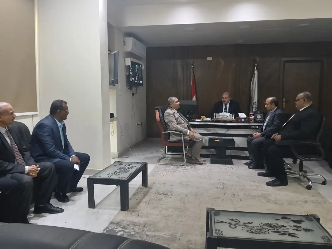 1765975067502 حصد 48 ألف تلميذ يستفيدون من البرنامج القومي لتنمية مهارات اللغة العربية بقنا موقع في الجامعة