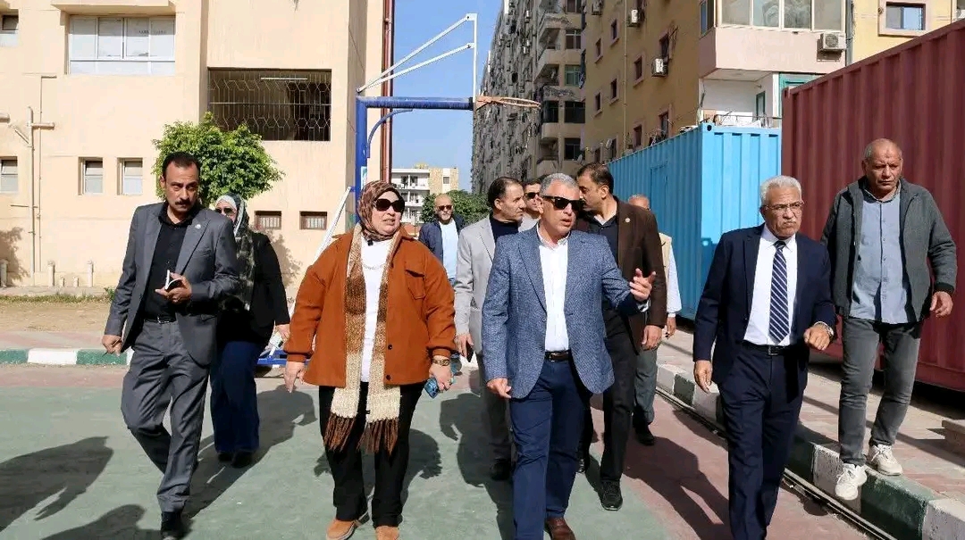 1766416321525 محافظ محافظ الإسماعيلية يتابع إنشاء مدرستين.. ويعلن بدء الدراسة بهم بداية الفصل الدراسي الثاني موقع في الجامعة