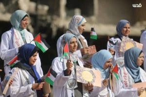 1766772846900 نقابة نقابة أطباء مصر تحيّي تخريج 168 طبيباً فلسطينياً وتنعى شهداء "درع الإنسانية" موقع في الجامعة