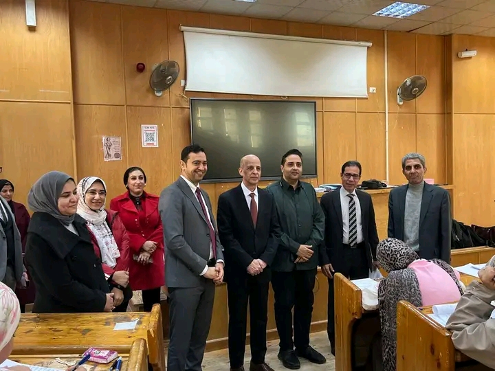 1767207709642 جامعة بني سويف رئيس جامعة بني سويف يتفقد لجان امتحانات إعلام ويطمئن على توفير المناخ الملائم للطلاب موقع في الجامعة