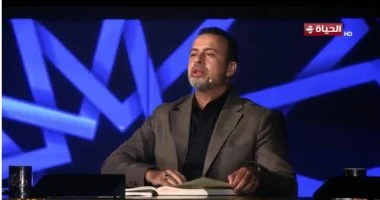 202512060857225722 دولة مصطفى حسني للمتسابق مهنا ربيع بدولة التلاوة: قراءتك راقية وتليق بمقام القرآن موقع في الجامعة