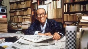 في ذكرى ميلاده.. نجيب محفوظ ابن جامعة القاهرة الذي حول الحروف إلى عالم ينبض بالحياة 4 570 محفوظ في ذكرى ميلاده.. نجيب محفوظ ابن جامعة القاهرة الذي حول الحروف إلى عالم ينبض بالحياة موقع في الجامعة