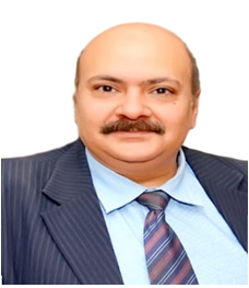 عميد علوم أسيوط: نواجه هجرة العقول بحوافز قوية وخطة طموحة لدعم الباحثين والتخصصات النادرة| خاص 2 عميد علوم أسيوط