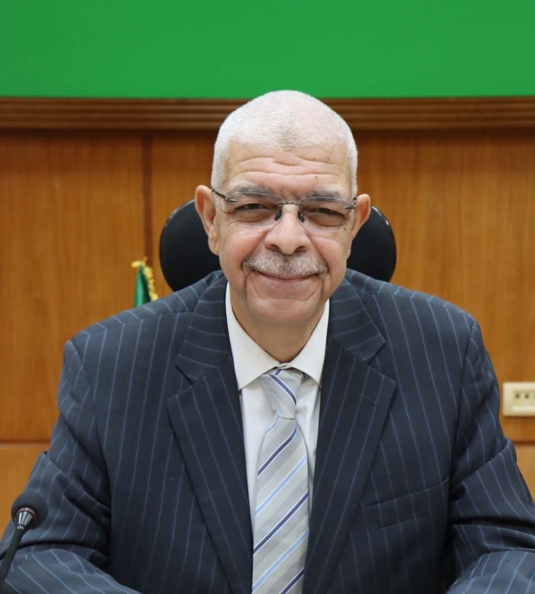 FB IMG 1764606230771 جامعة المنوفية حركة تغييرات واسعة بجامعة المنوفية.. تكليف مديرين عموم جدد لتعزيز كفاءة العمل موقع في الجامعة