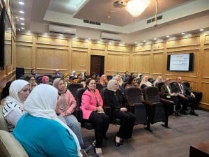 FB IMG 1764841103984 صيدلة صيدلة عين شمس تنظم محاضرة حول قواعد تقييم الإنتاج العلمي للترقيات بالدورة الخامسة عشرة 2025–2028 موقع في الجامعة
